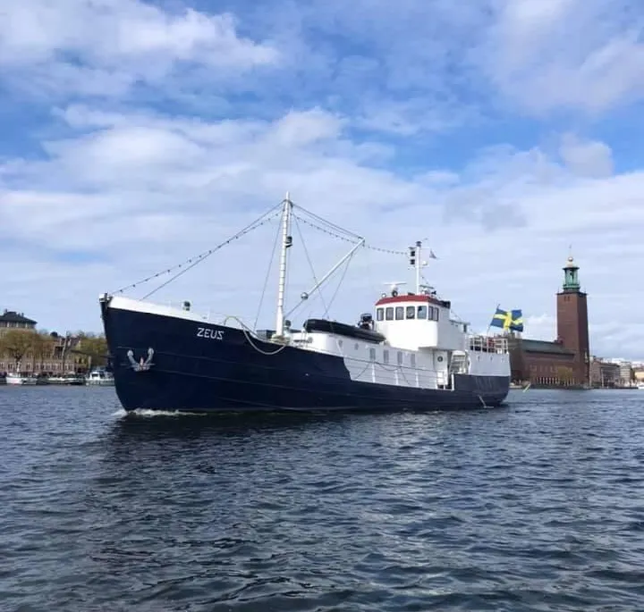 1896 Classic Converted Icebreaker 29M | 29m
