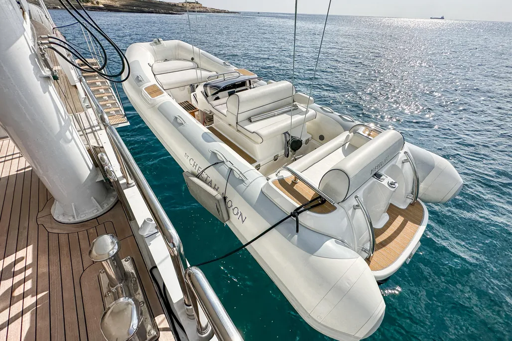 1986 Motor Yacht 38m Nicolini | 38m - Image 9