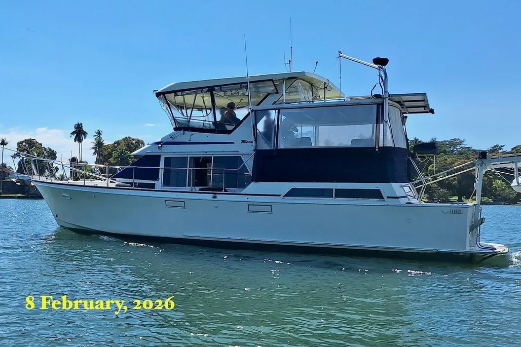 1986 Tollycraft 44 Cockpit Motor Yacht | 13m