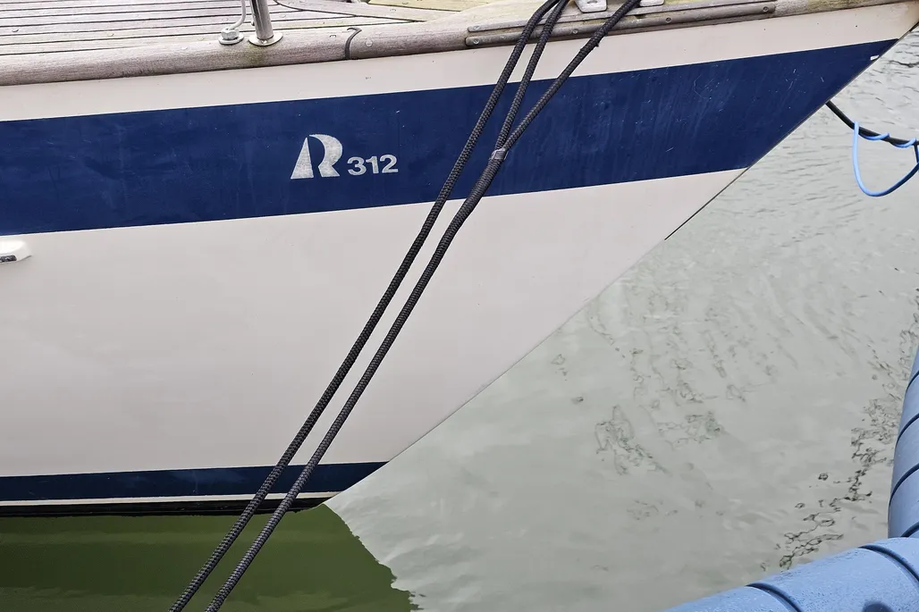 1988 Hallberg-Rassy 312 | 9m - Image 5