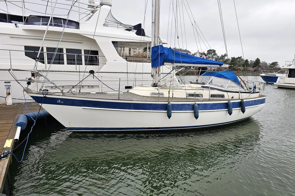 1988 Hallberg-Rassy 312 | 9m