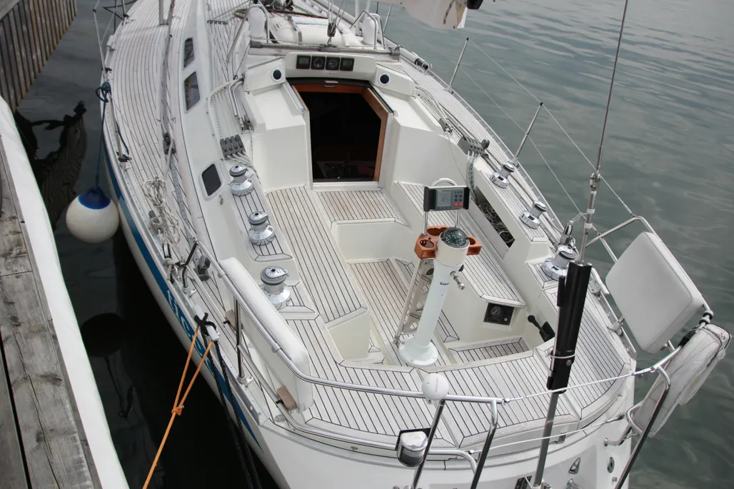 1996 Sweden Yachts 370 | 11m - Image 6