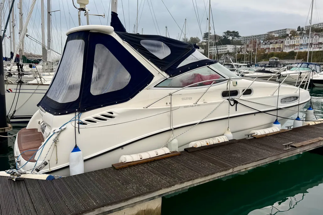 2001 Sealine S28 Sports Cruiser | 9m - Image 3