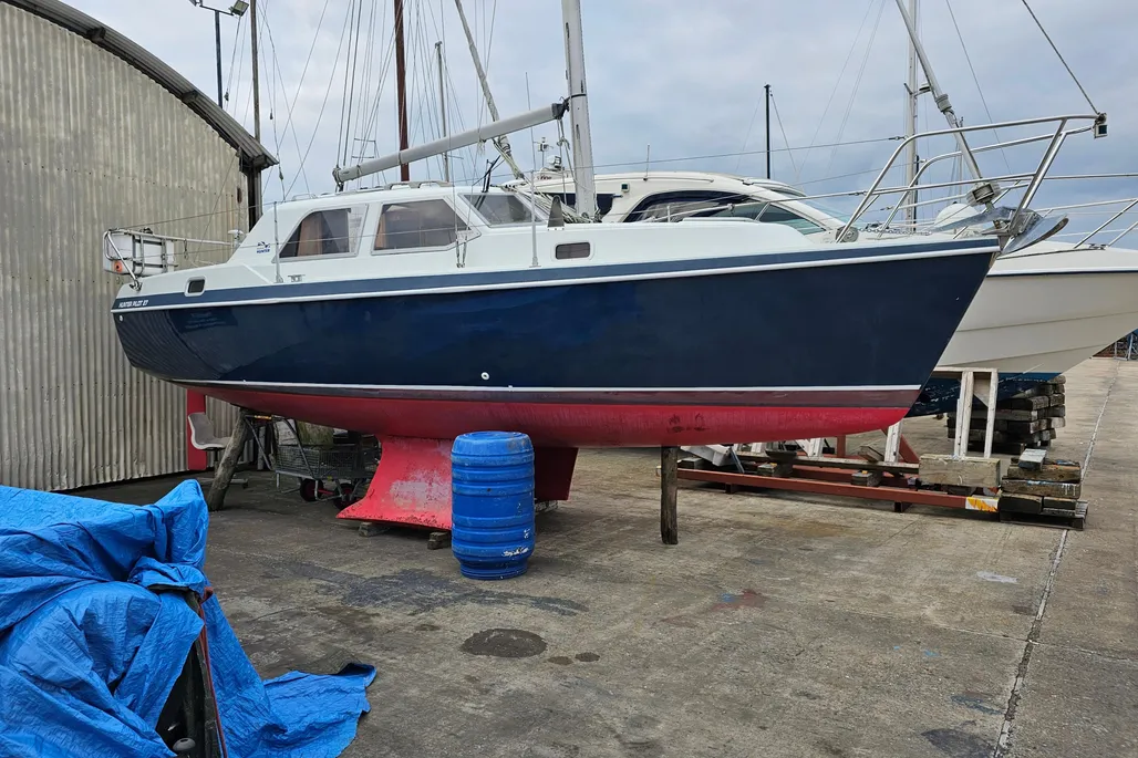 2002 British Hunter Pilot 27 | 8m