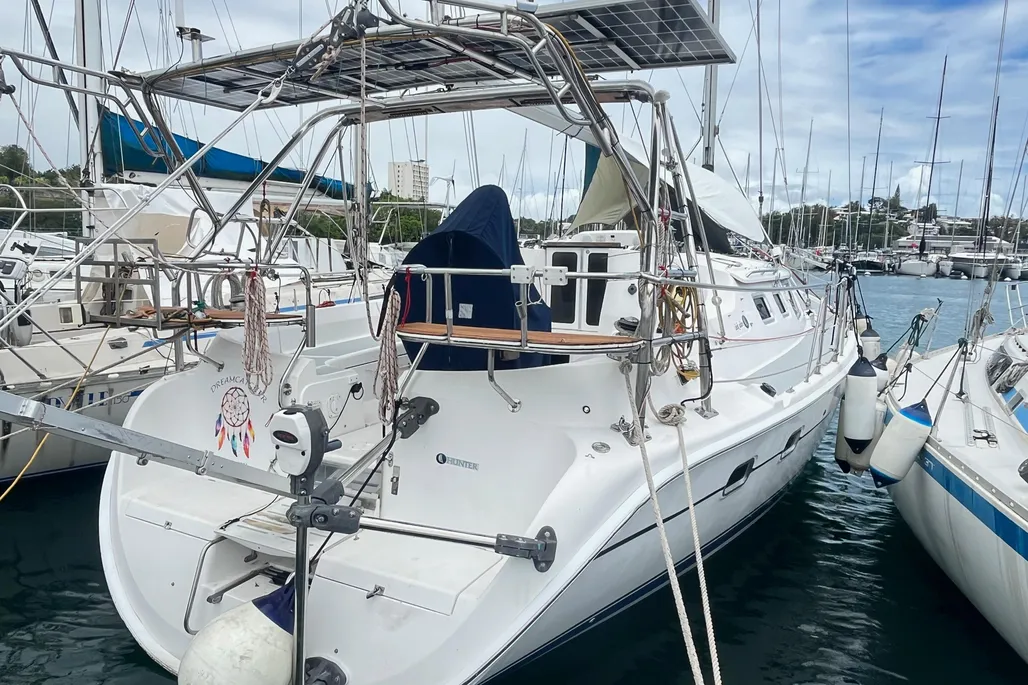 2003 Hunter 44 Deck Salon | 13m - Image 7