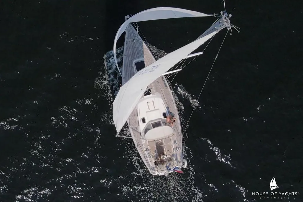 2004 Victoire 1122 | 11m - Image 4
