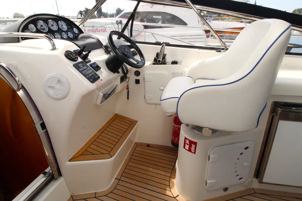 2006 Bavaria 35 Sport | 12m - Image 12