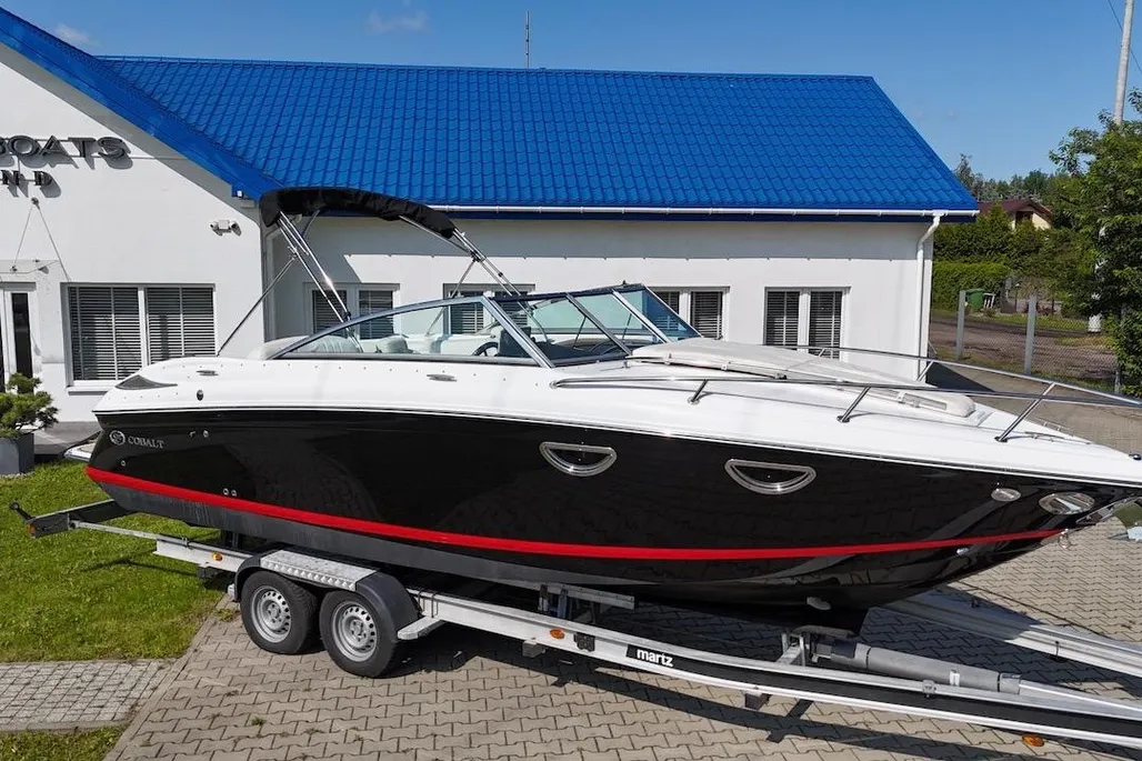 2016 Cobalt 243 | 8m - Image 3