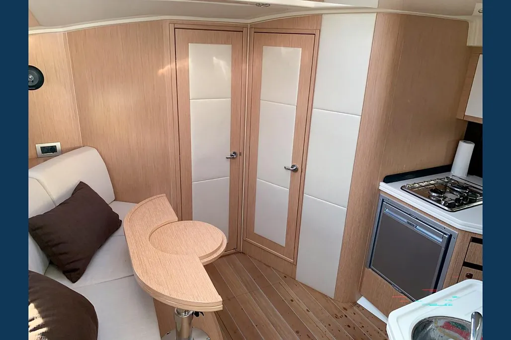 2016 Elan Power 30 | 10m - Image 7