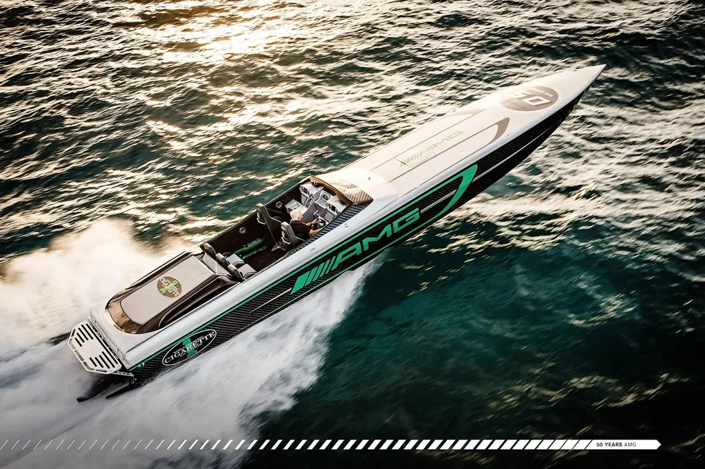2018 Cigarette Marauder 50´AMG | 15m - Image 5