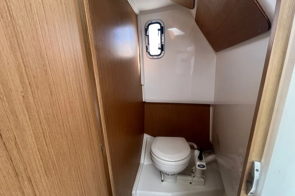 2019 Beneteau Barracuda 8 | 8m - Image 6