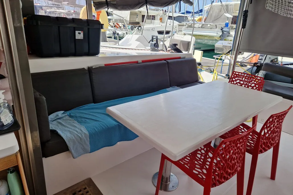 2019 Nautitech 40 Open | 12m - Image 3