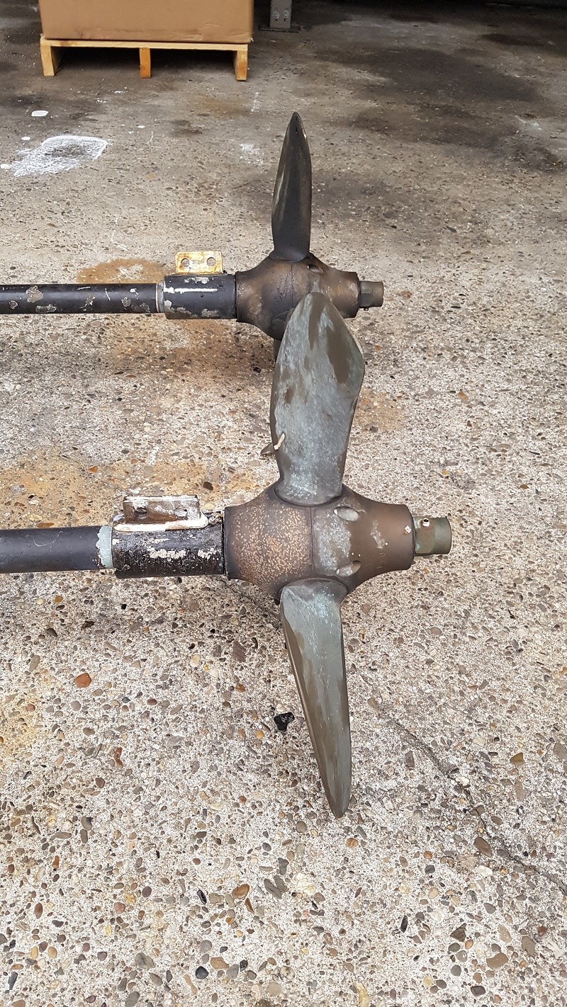 Propeller shaft system Feathering propellers 2x 4.00 m Catamaran - Image 6