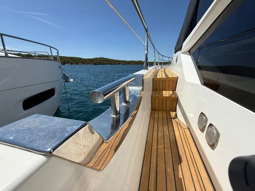 2021 Galeon 700 Sky | 22m - Image 4