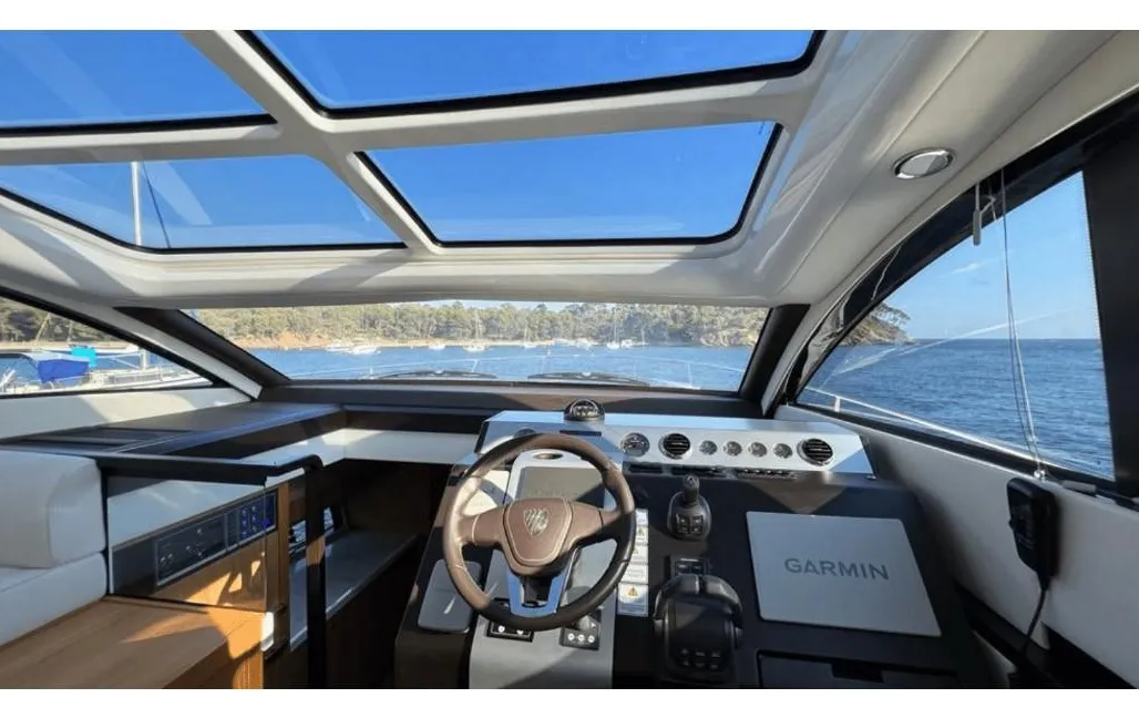 2022 Fairline Targa 50 GT | 15m - Image 4