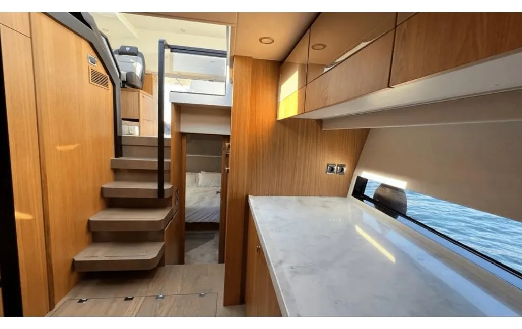 2022 Fairline Targa 50 GT | 15m - Image 8