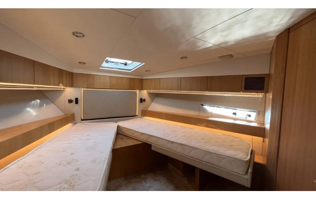 2022 Fairline Targa 50 GT | 15m - Image 10