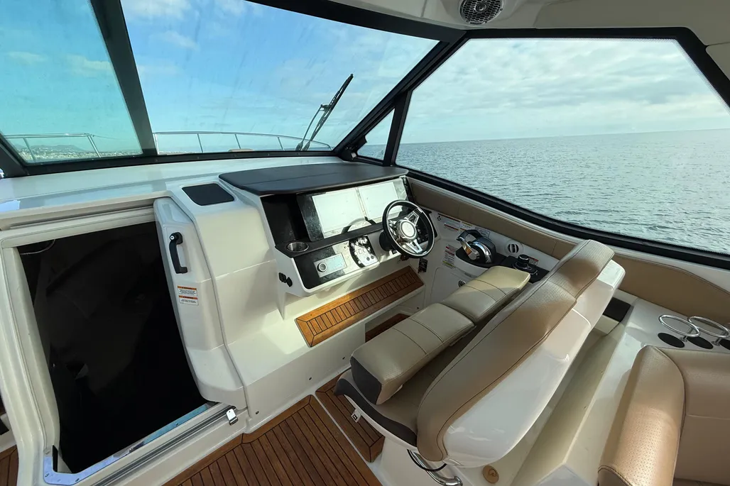 2022 Sea Ray Sundancer 320 | 10m - Image 12