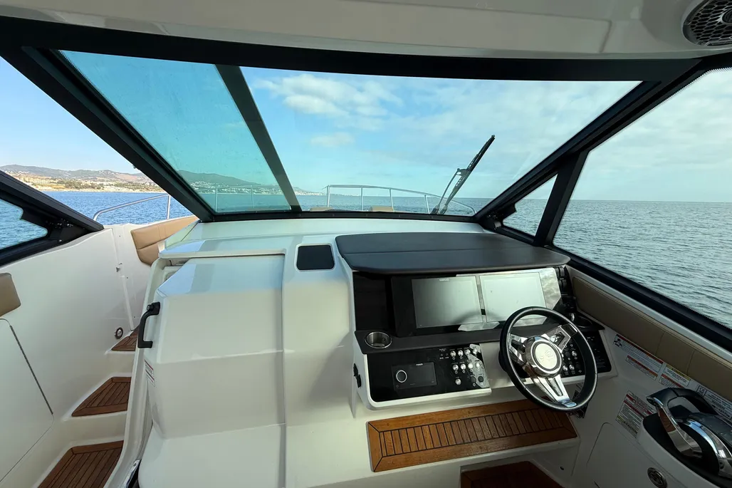2022 Sea Ray Sundancer 320 | 10m - Image 11