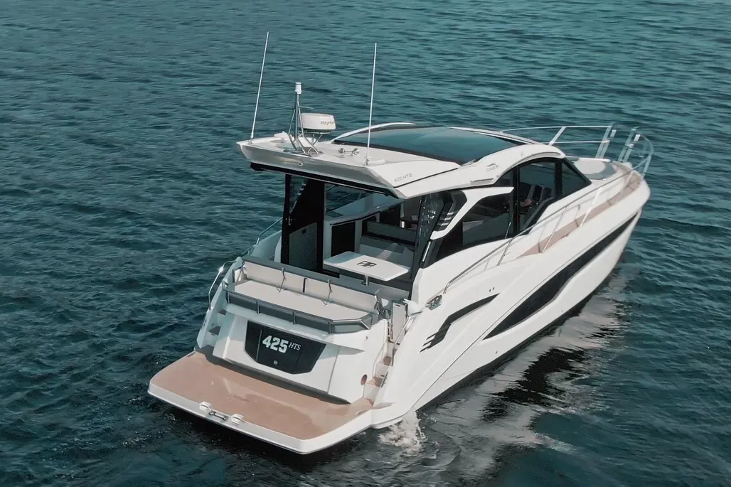 2023 Galeon 425 HTS | 13m - Image 8