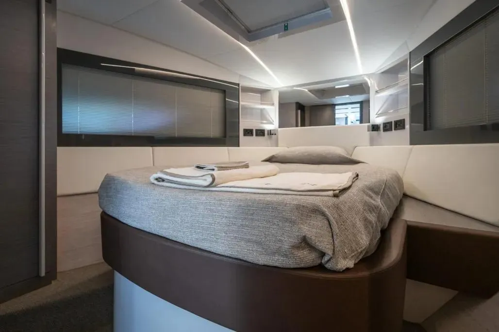2023 Pershing 5x | 16m - Image 10