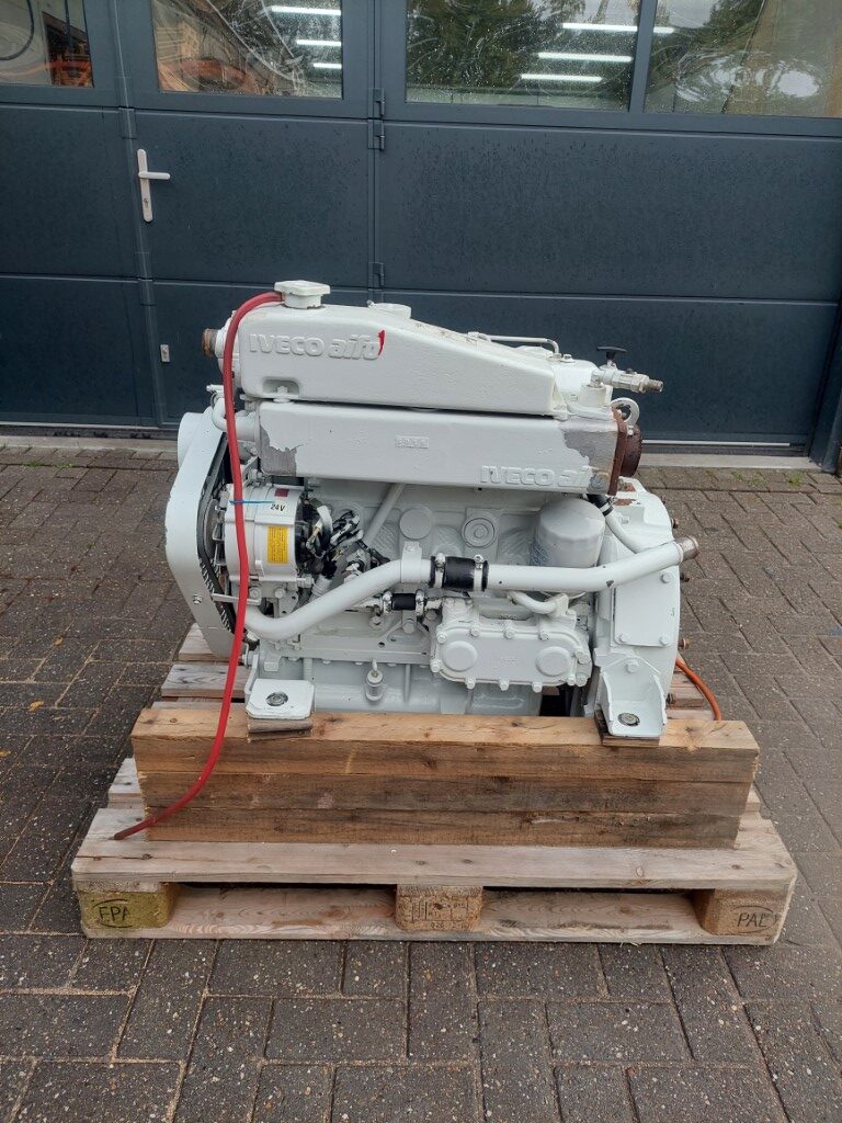 Iveco 8045 M08 engine 80HP - Image 6