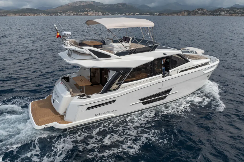 2024 Greenline 45 Fly | 16m - Image 3