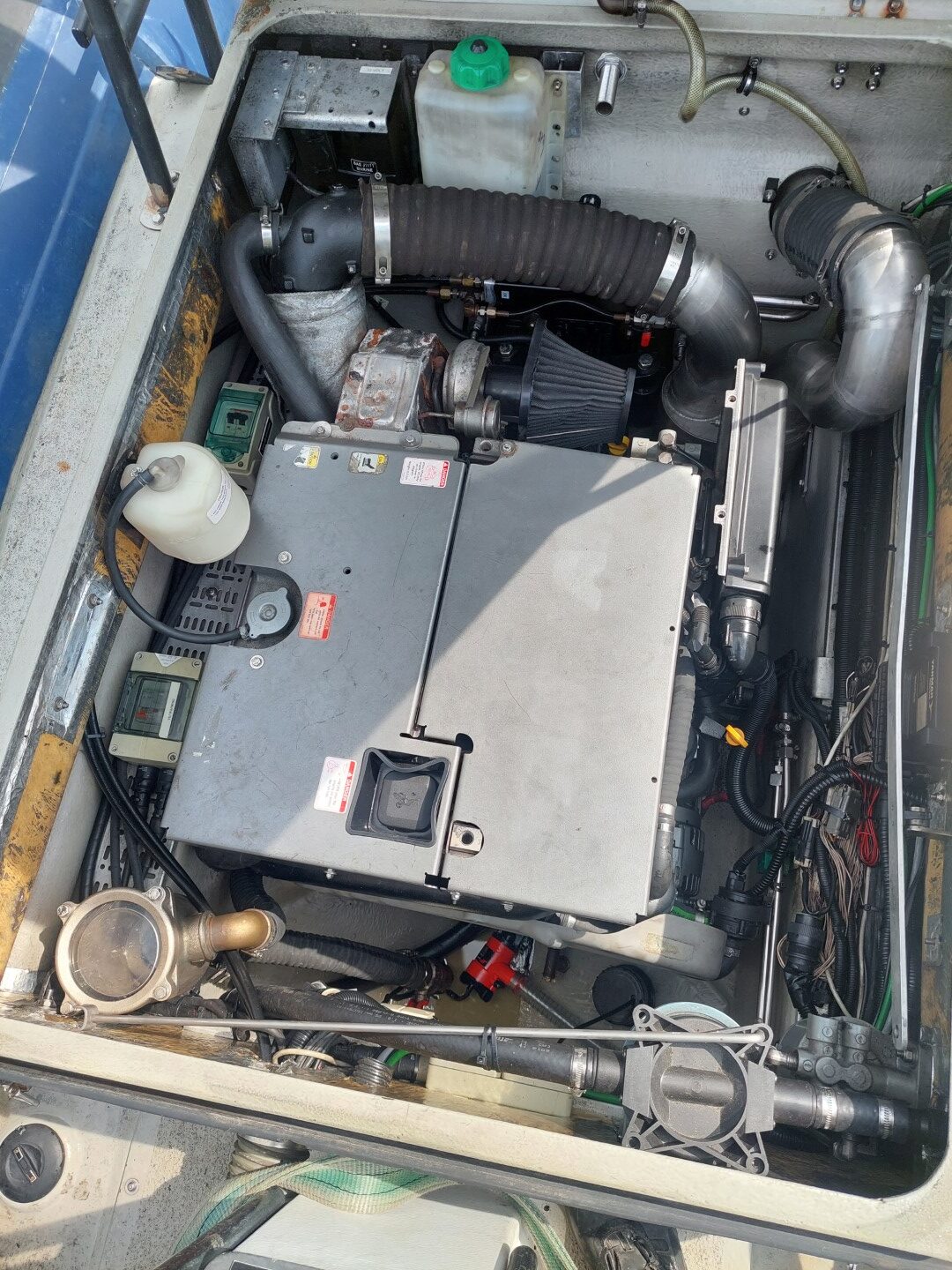 Yanmar 4BY3-180Z inboard engine (2013 / 500 hours) suitable for Sterndrive