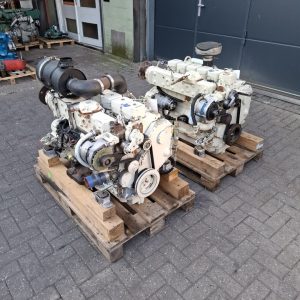 Cummins 2x 6B 5.9-M 115Pk Marine engine 24v (engine only)