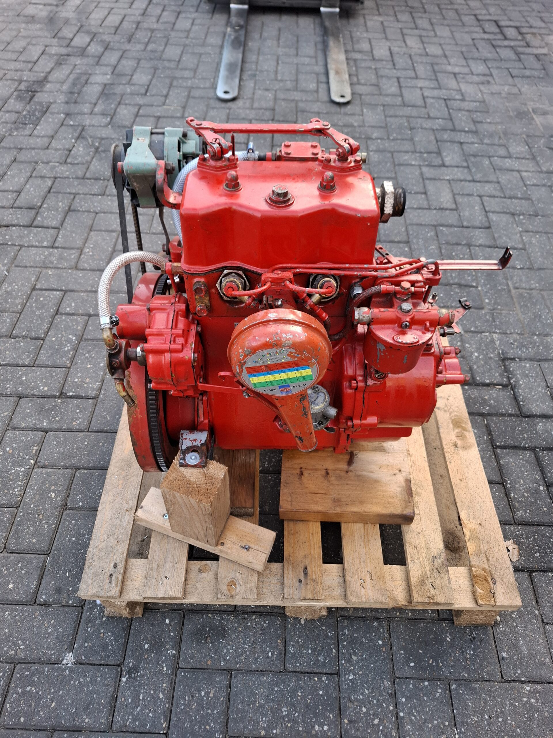 Bukh DV20 marine engine - Image 3