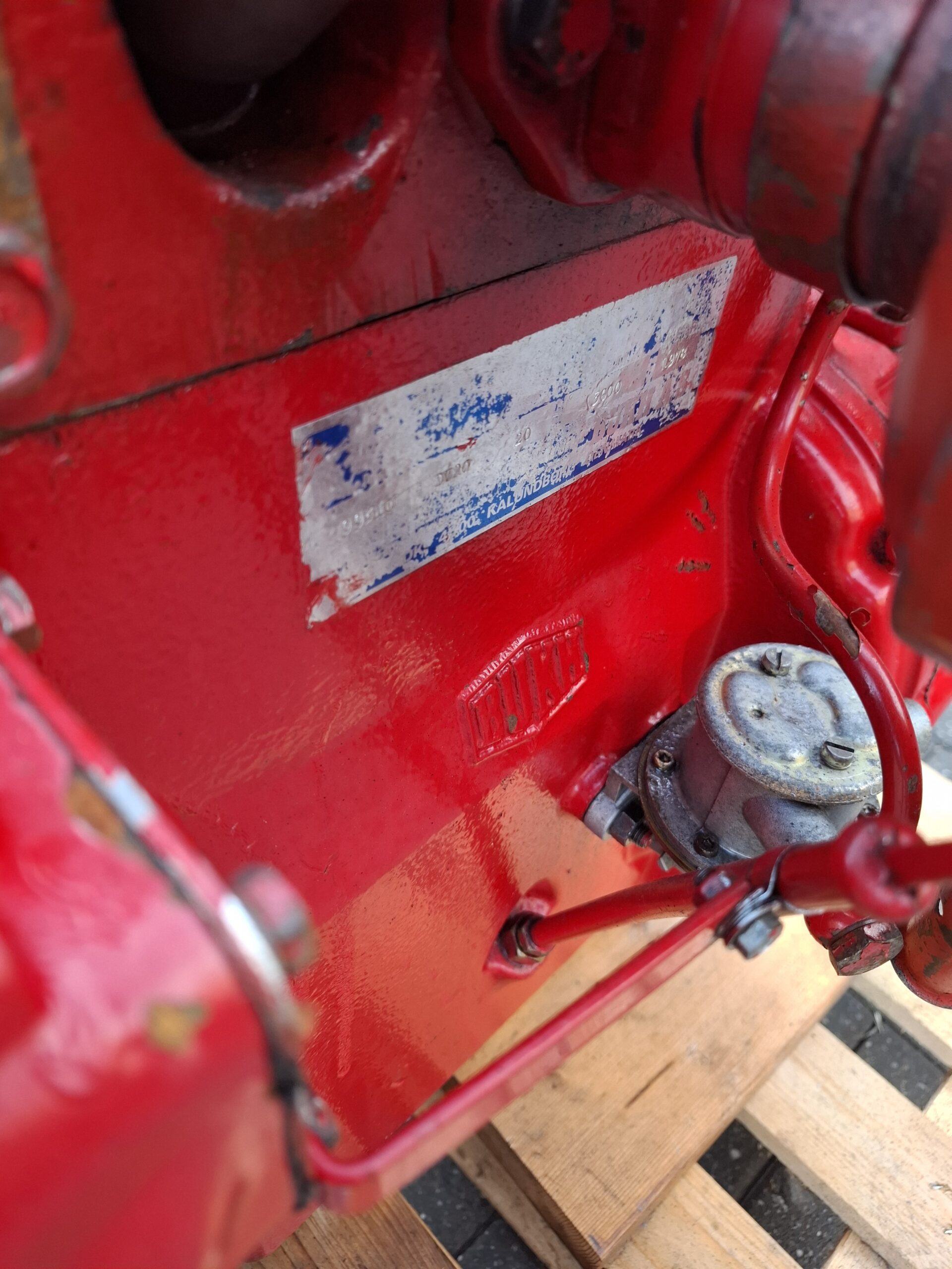 Bukh DV20 marine engine - Image 9