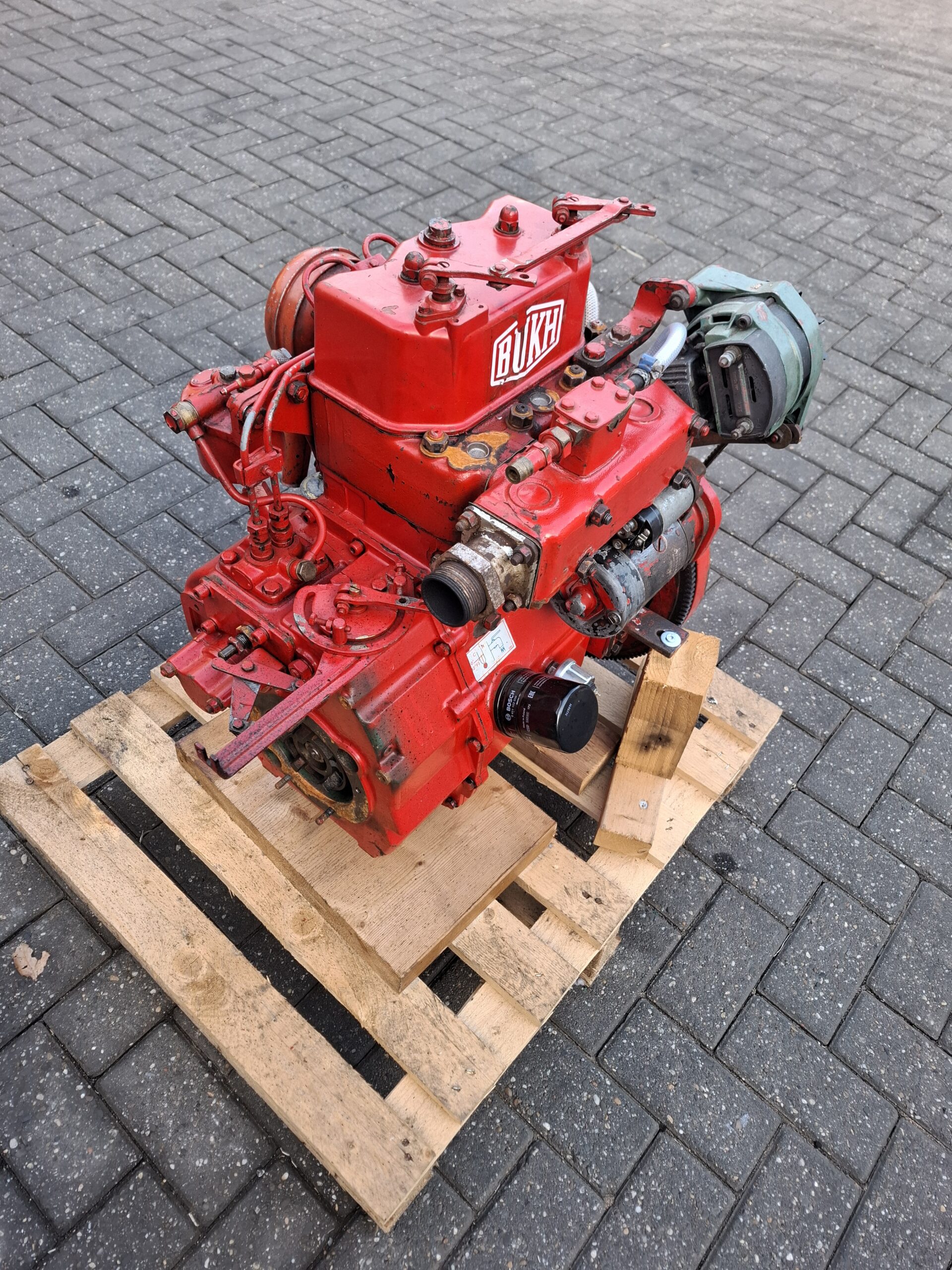 Bukh DV20 marine engine - Image 7