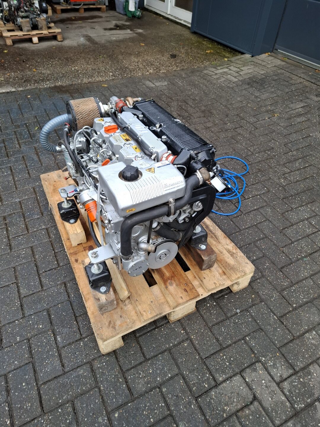 Lombardini LDW2204MT 60hp Marine engine complete - Image 10