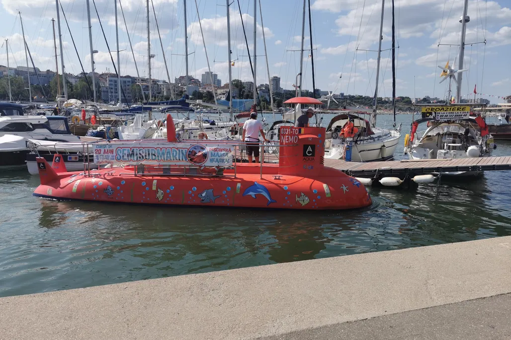 2014 Agena Marin Semisubmarine 12PAX | 14m
