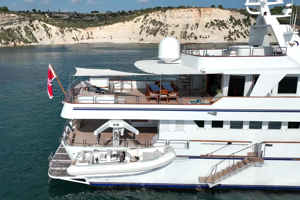 1986 Motor Yacht 38m Nicolini | 38m - Image 8