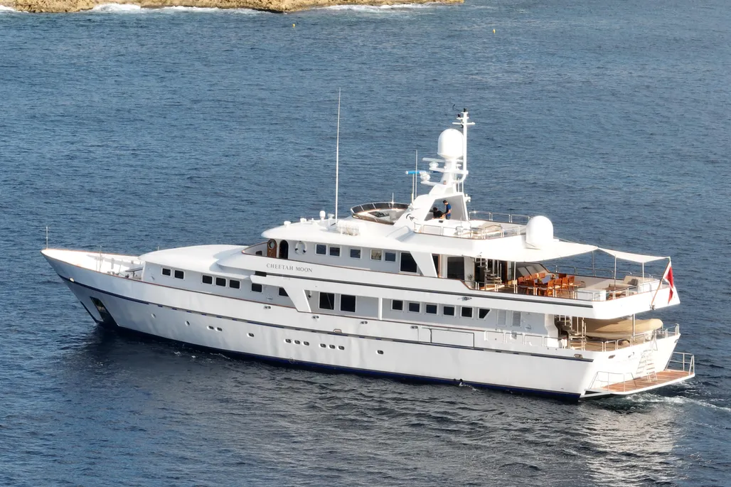 1986 Motor Yacht 38m Nicolini | 38m - Image 2