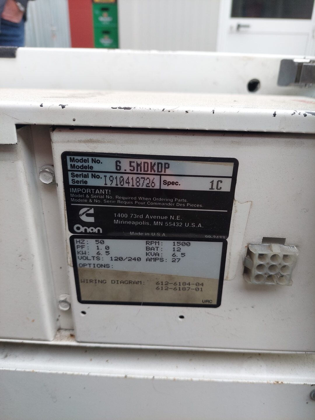 Cummins Onan 6.5Kva 6.5MDKDP generator 110/220V with cabinet - Image 7