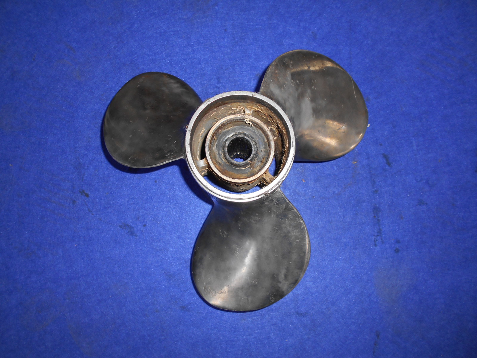 OMC / Johnson / Evinrude 90-300 HP  14.5 x 17 P Right Hand Outboard Propeller Stainless Steel