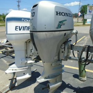 USED 2006 HONDA BF150 150 HP 4-STROKE 25″OUTBOARD MOTOR 180 PSI ON EACH CYLINDER
