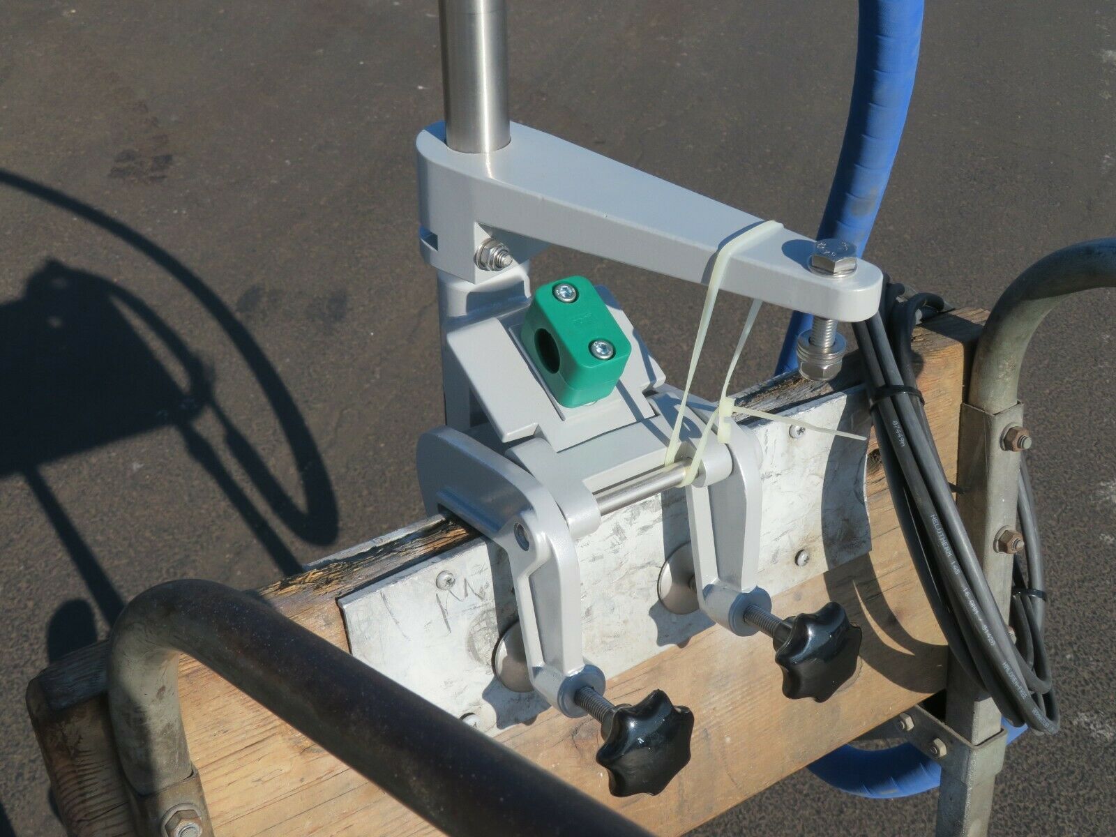 11 HP Electric Outboard Motor for Pontoon Boats by Aquamot - Image 2