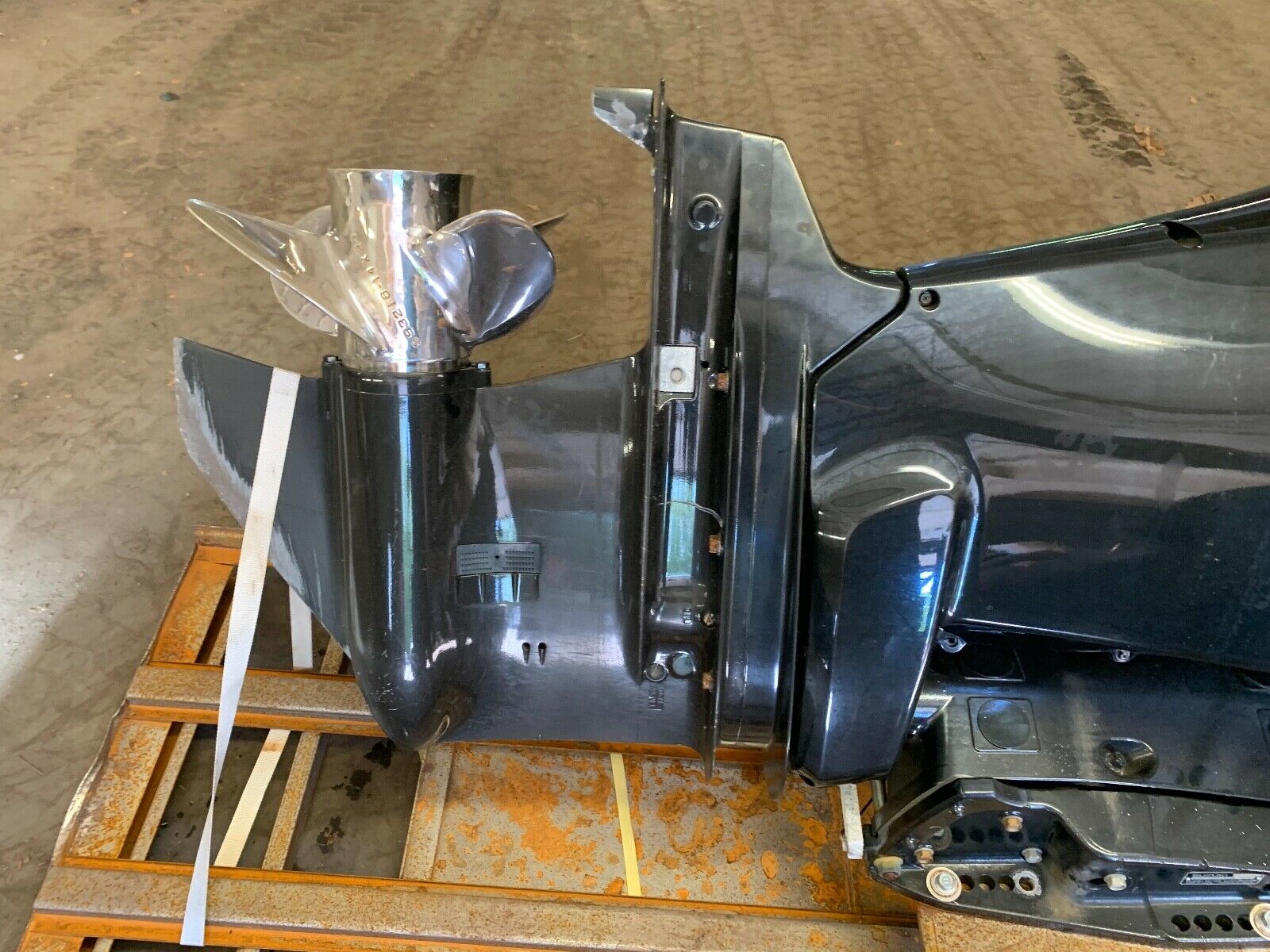 2006 Suzuki DF250 250 hp 4-Stroke 25″ Outboard Boat Motor Engine Counter 225 - Image 2