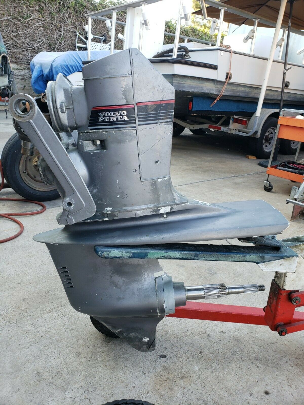 VOLVO PENTA GOOD USED DP-E OUTDRIVE 1.68:1 RATIO KAD44 RE-SEALED 3868728
