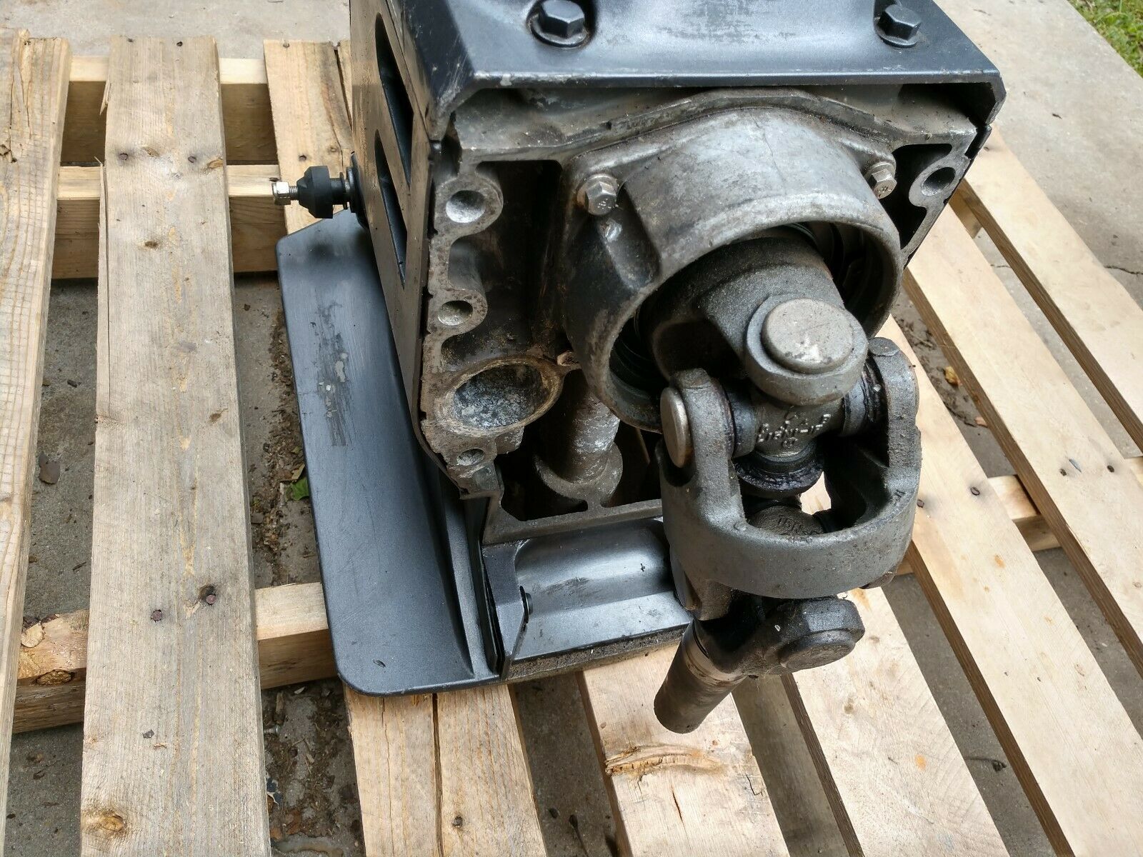 OMC King Cobra V8 7.4 & 7.5L Cone Clutch Upper Sterndrive - Image 3