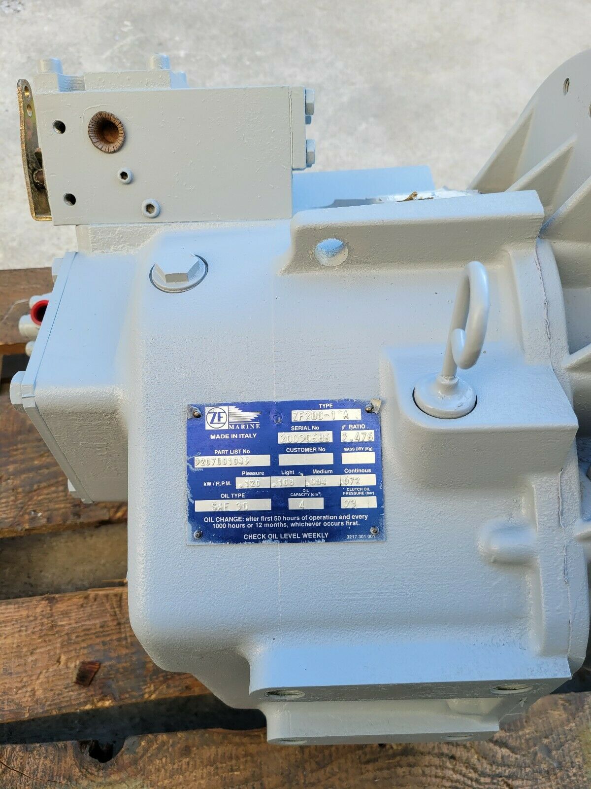 Zf 280A-1 Ratio 2.47 mech shift ship anywhere