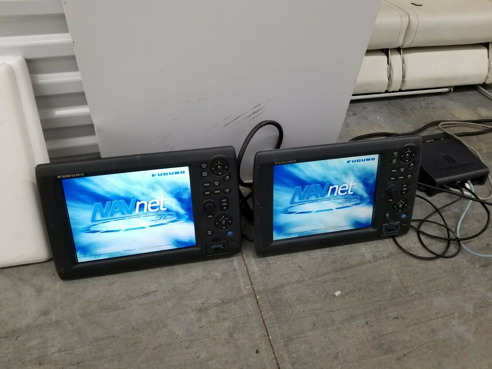Furuno boat navigation system 2x MFD12 3D, DRS4D dome, DFF1, HUB101, GP-320B + c