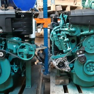 Volvo Penta D4-225 Year 2006 2 engines available