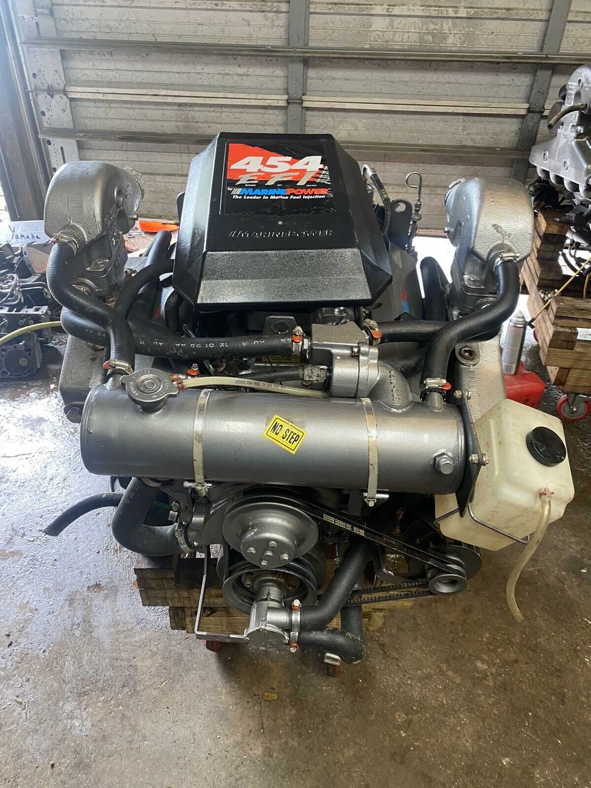 OEM Complete Marine Power 7.4L 454 Tbi Motor Freshwater Only 540.0 Hours
