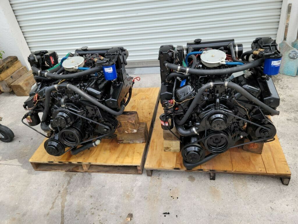 mecruiser twin inboard  454/340 hp with trans velvet drive ratio 1.91.1