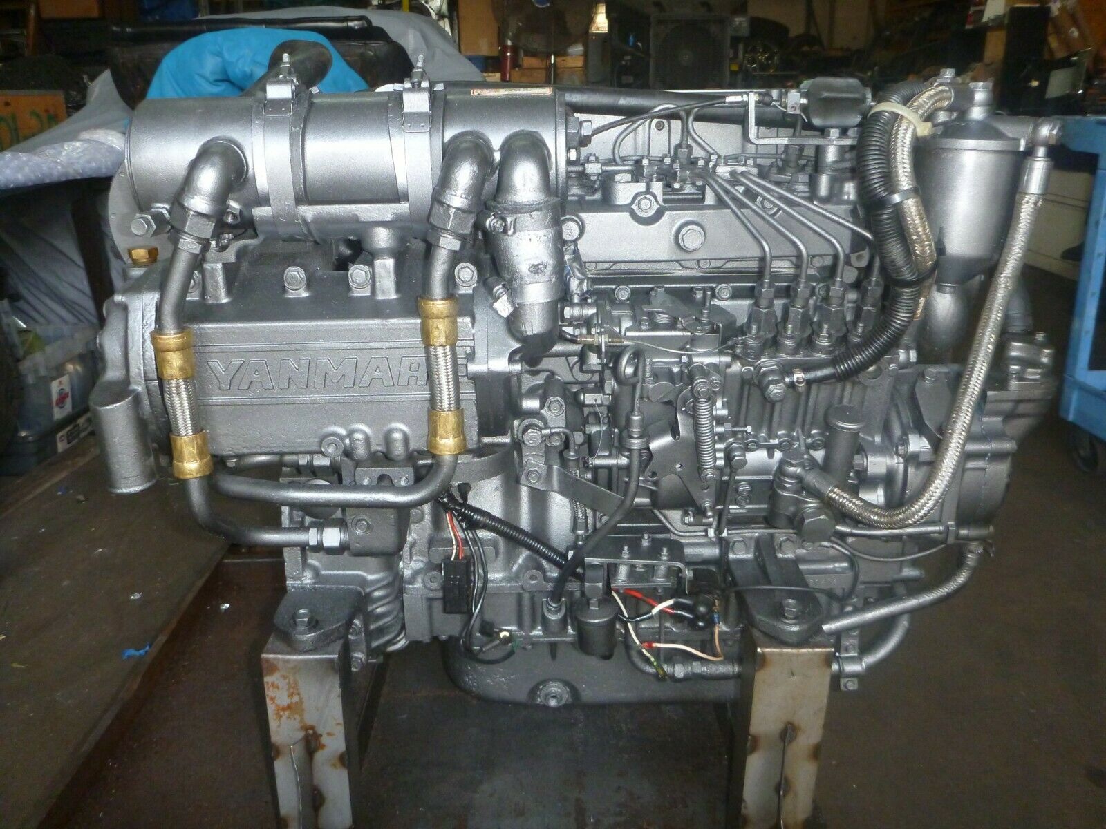 Yanmar 4LH-DTE Marine Diesel Engine(s) rated 200HP