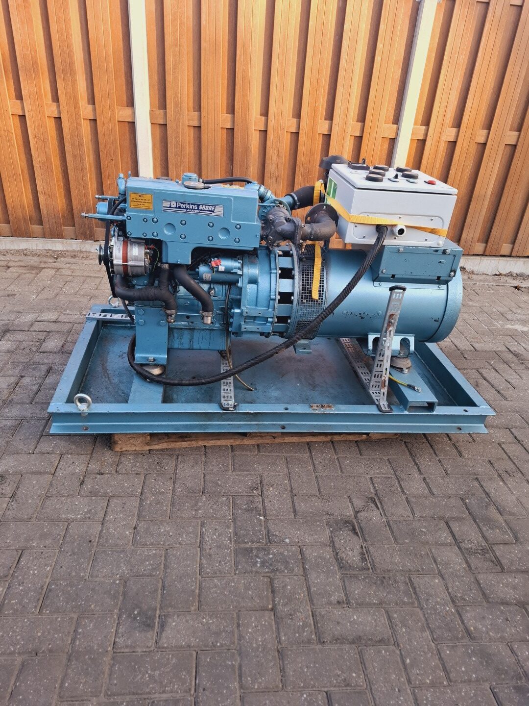 Generator Perkins 422TGM Mecc Alte 40 kVA 1500 RPM 110/230/400V